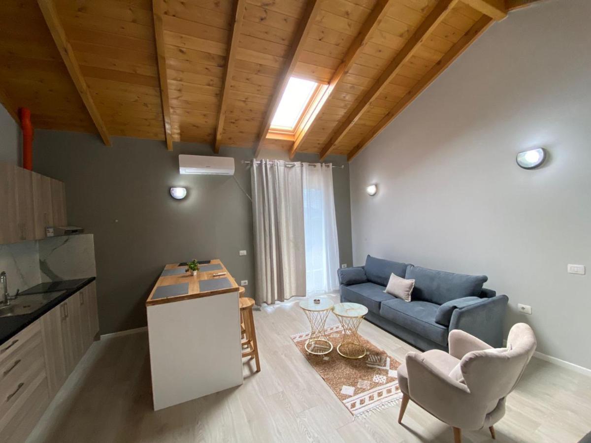 אוריקום Villa Yseni מראה חיצוני תמונה