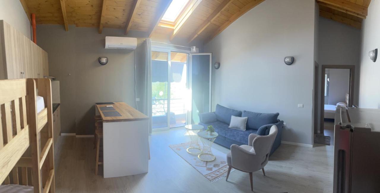 אוריקום Villa Yseni מראה חיצוני תמונה